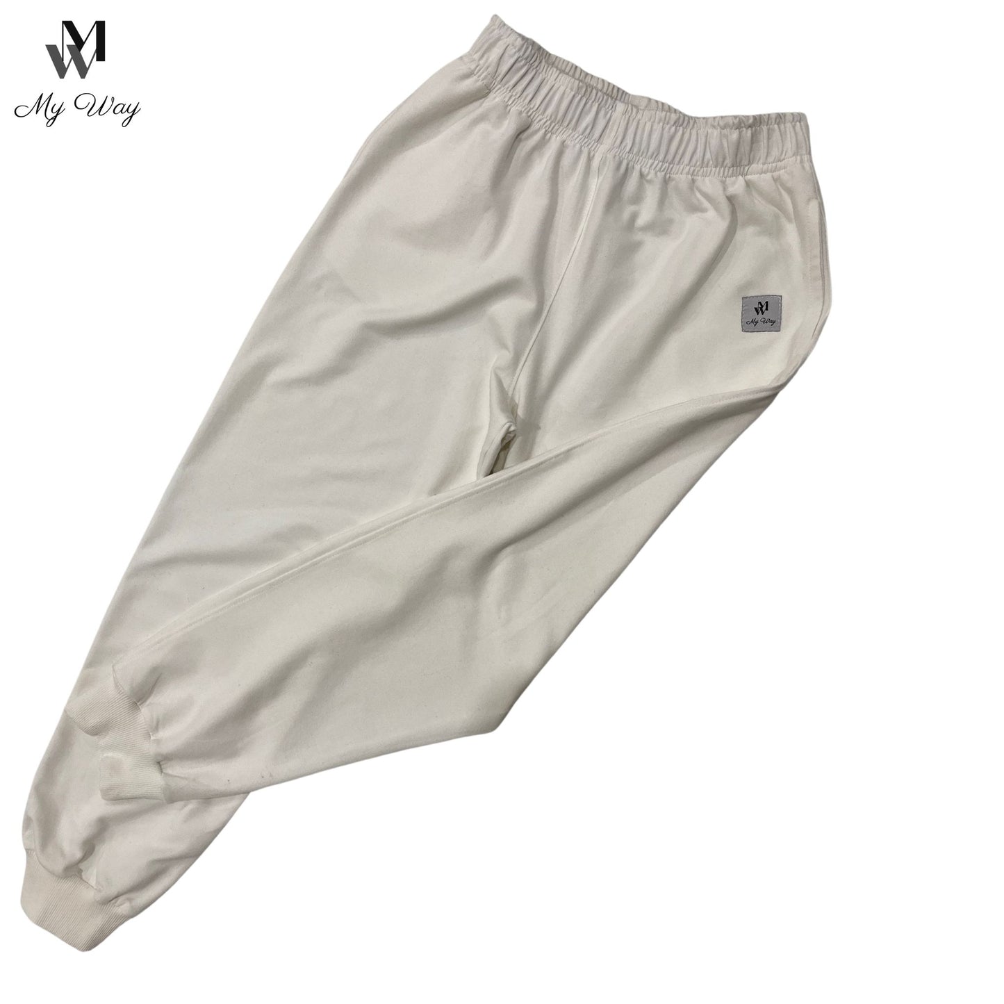 Off White Jogging Set Relaxed Sweatshirt mit Rundhalsausschnitt und Trainingshose mit Seitentaschen