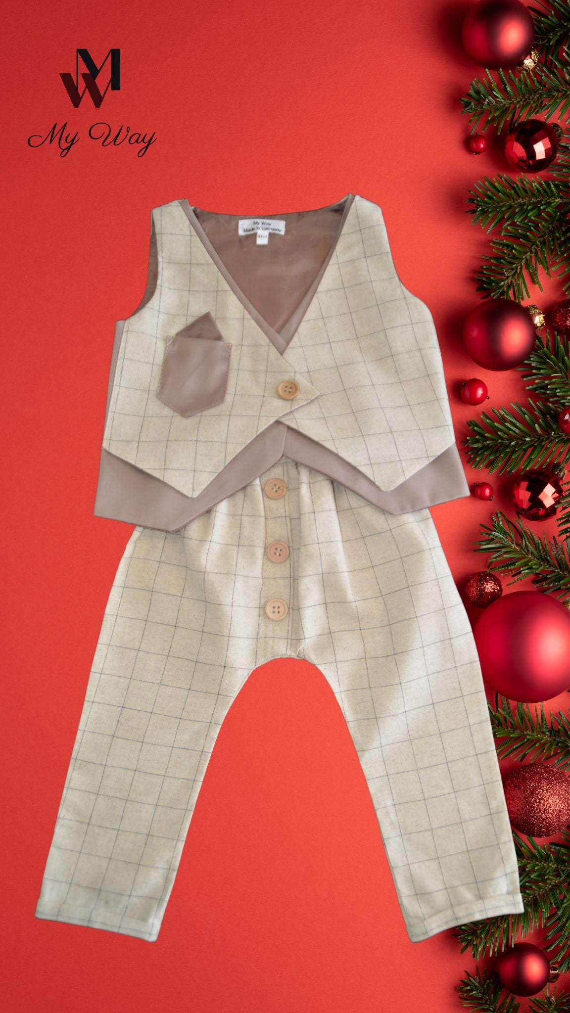 Hochwertige Kinderanzüge von My Way D&A Beige Kinder-Anzüge online kaufen Anzug für Jungen mit Weste- Beige zu günstigen Preisen